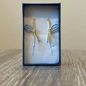 Blue bow earrings